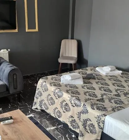 Black Lion Aparthotel